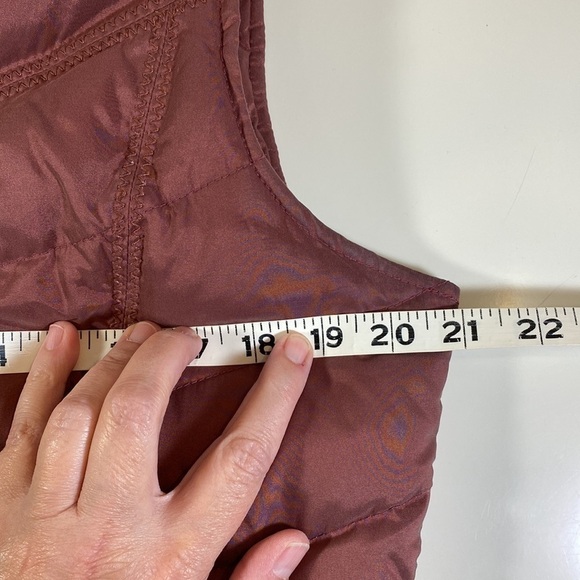 EDDIE Bauer Puffer Vest Quilted Goose Down Fur Collar Dusty Pink Size M - Picture 12 of 15